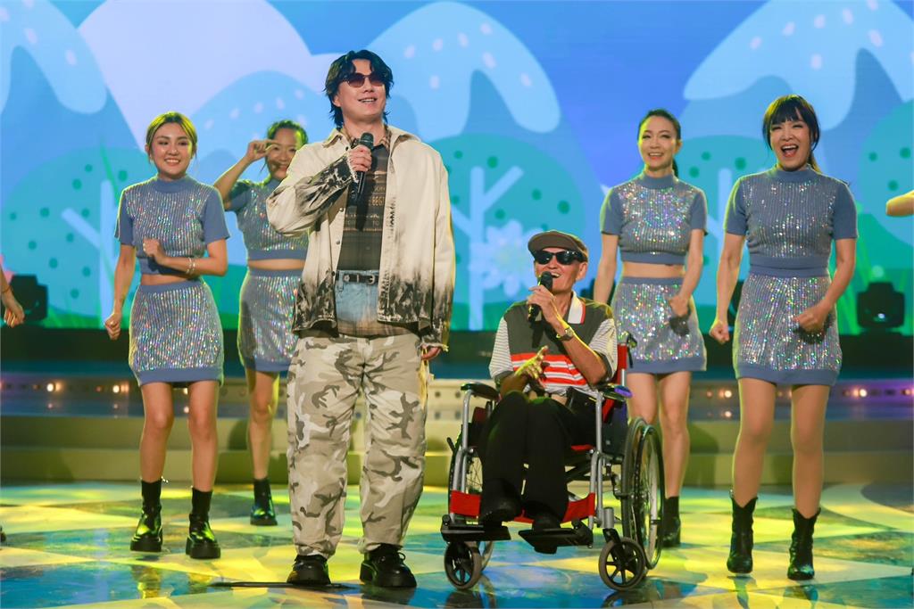 《冰冰Show》邀蕭煌奇演出突要求「1+1」!她揭「與李炳輝有關」感動全場