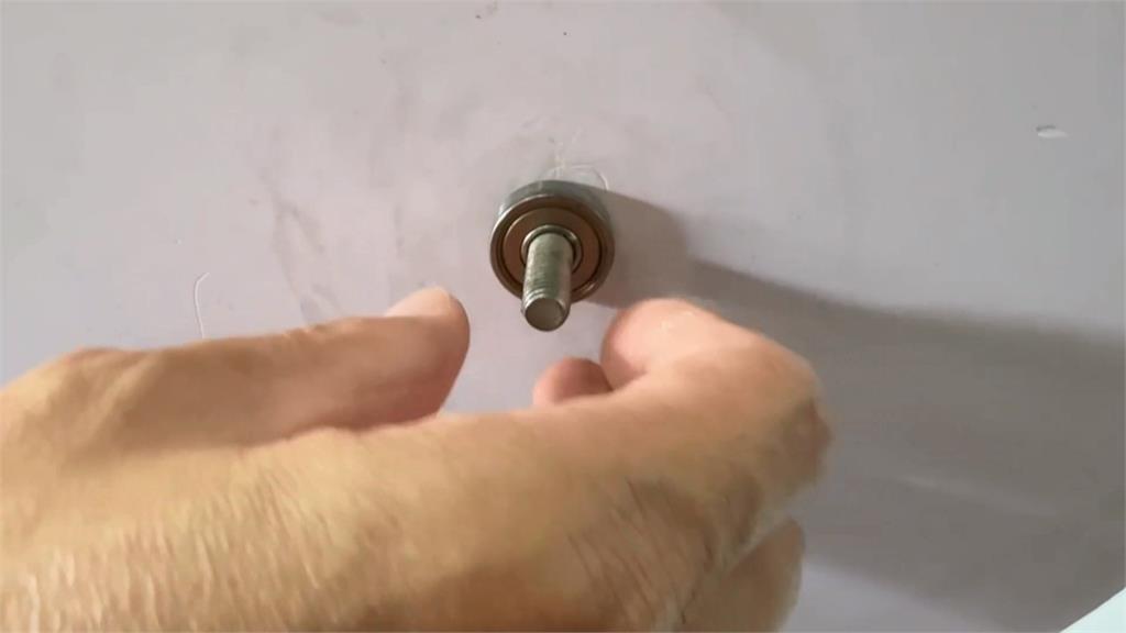 台南Outlet抽獎「轉盤疑自動偏移至便宜獎項」　民眾質疑作弊