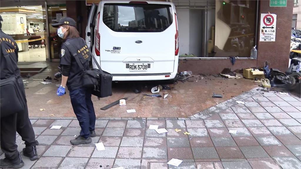 快新聞／開車撞銀行10人傷！三立SNG車駕駛50萬交保　限制出境出海