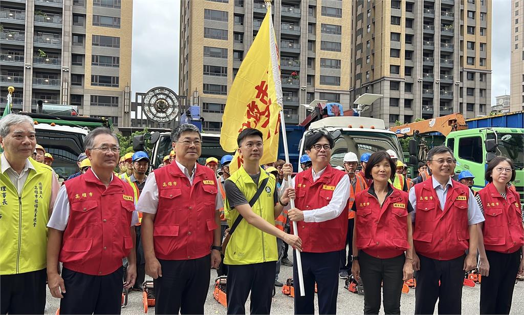 快新聞/再出動36人助台南後壁救災 陳其邁:台灣不大換我們有機會幫忙