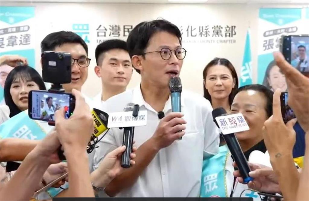 快新聞／小草見到民調驚呆了！民眾黨支持率竟剩個位數　國內最強政黨曝光