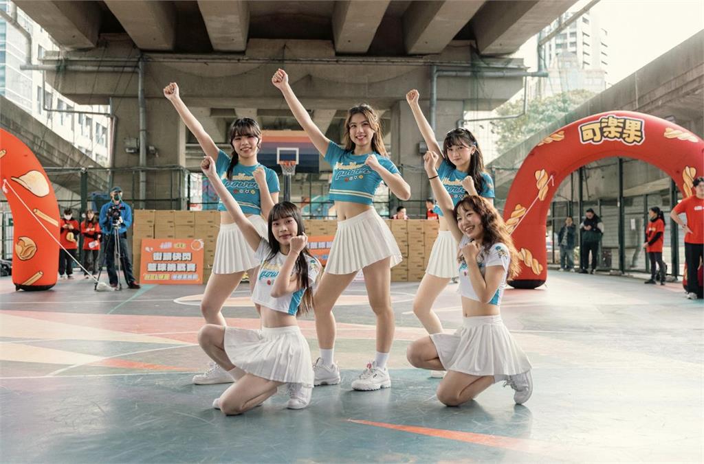 HBL／街頭快閃籃球挑戰賽最終場登場！新生橋下升級3對3實戰對決