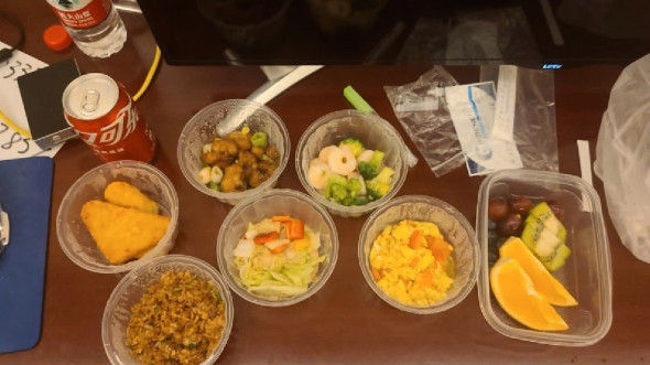 北京隔離飯店「伙食不健康」!俄國冬奧女選手崩潰:餓到每天都在哭