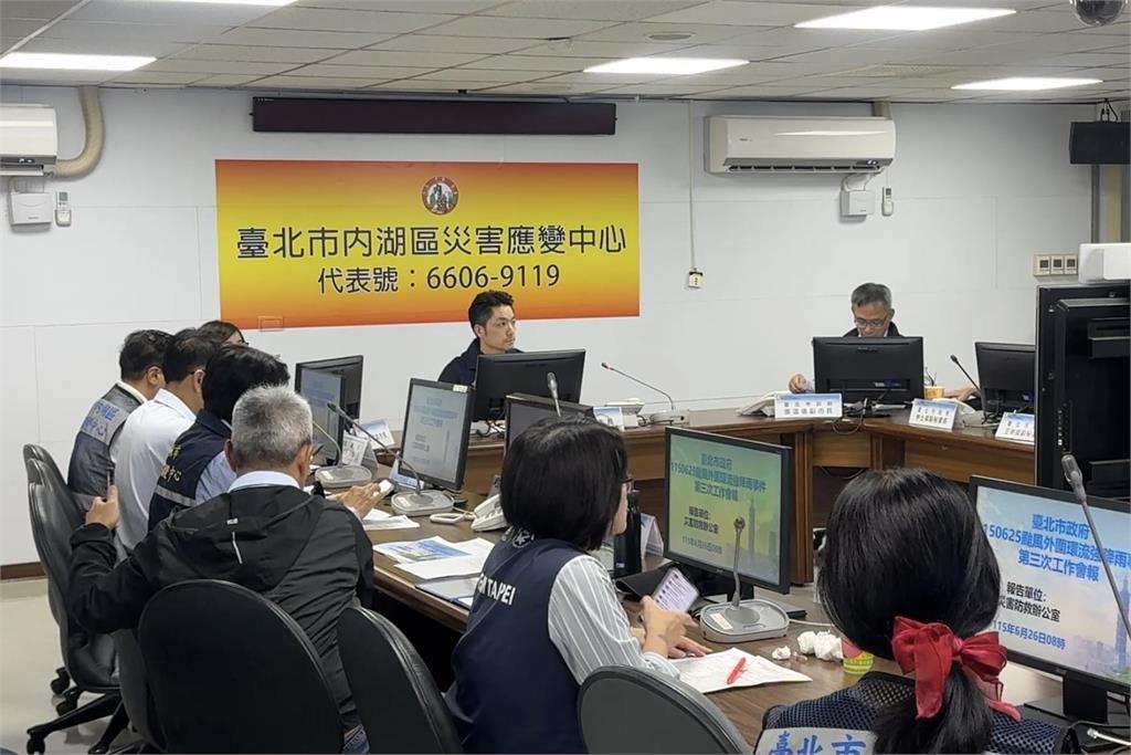 快新聞／台北暴雨狂炸！內湖「自納莉後第一次慘淹」　蔣萬安終於現身...