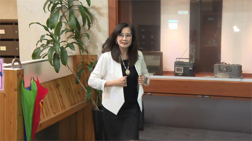 被瘋傳是「政客爽」不忍了！S姓年輕人「自爆是粉專主創者」林家興抖內幕