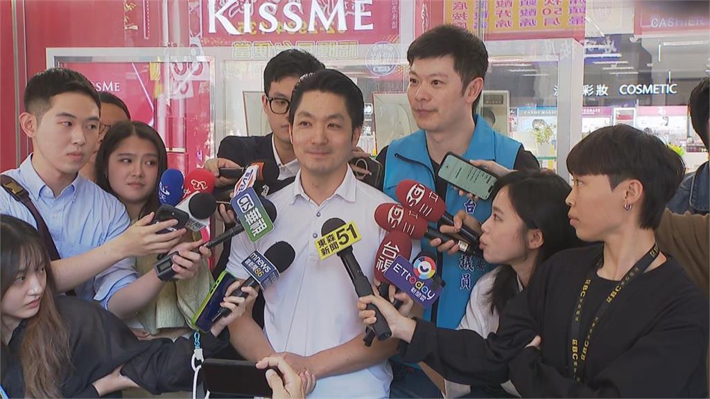 北市天天都能「鼠來寶」？2地淪陷律師帶孩驚見「老鼠與穿山甲搶食」