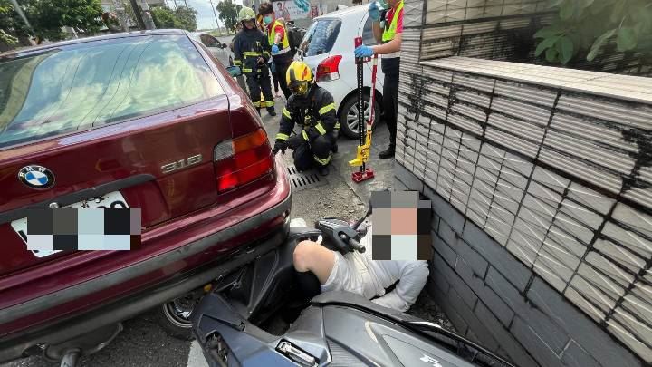 BMW闖紅燈撞休旅車　波及大夜班返家護理師「大腿遭卡輪下」