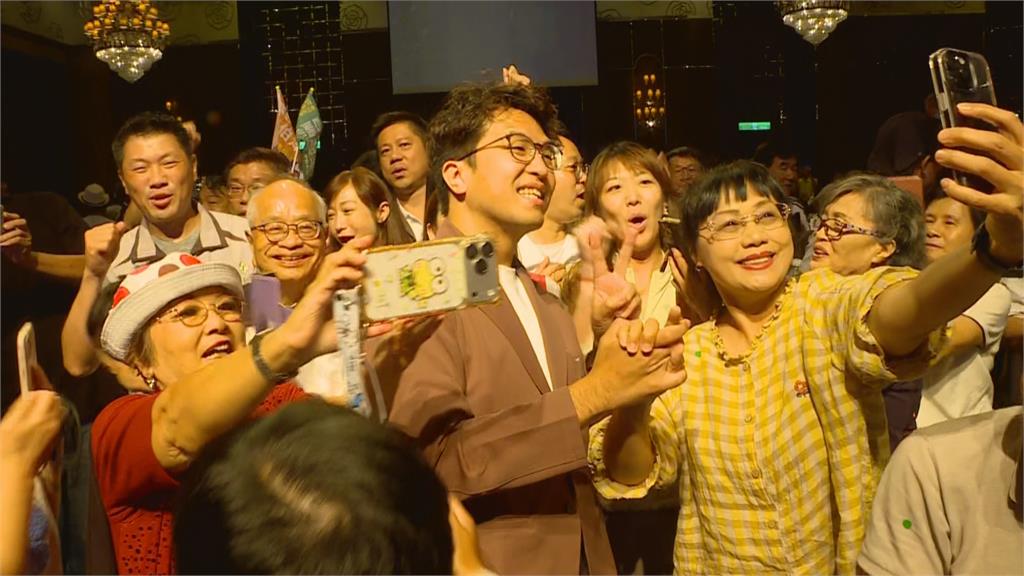 快新聞／直球對決台南鄉親！沈伯洋為「這1事」道歉了　爆笑真相曝光