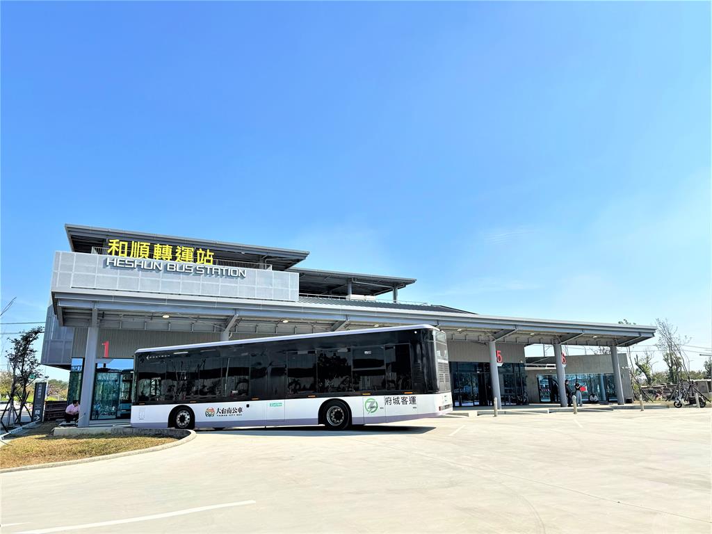 臺南和順轉運站試營運 直達亞太棒球場、台史博館