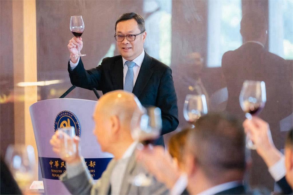 快新聞／午宴貝里斯金融公司訪團　外交部政次陳明祺：樂見兩國擴大合作