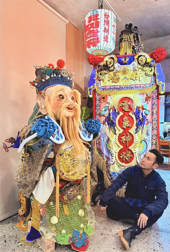 臺灣首尊結合民防災防概念「電氣土地公」入神開光　1/11重返慈諴宮獻藝謝神