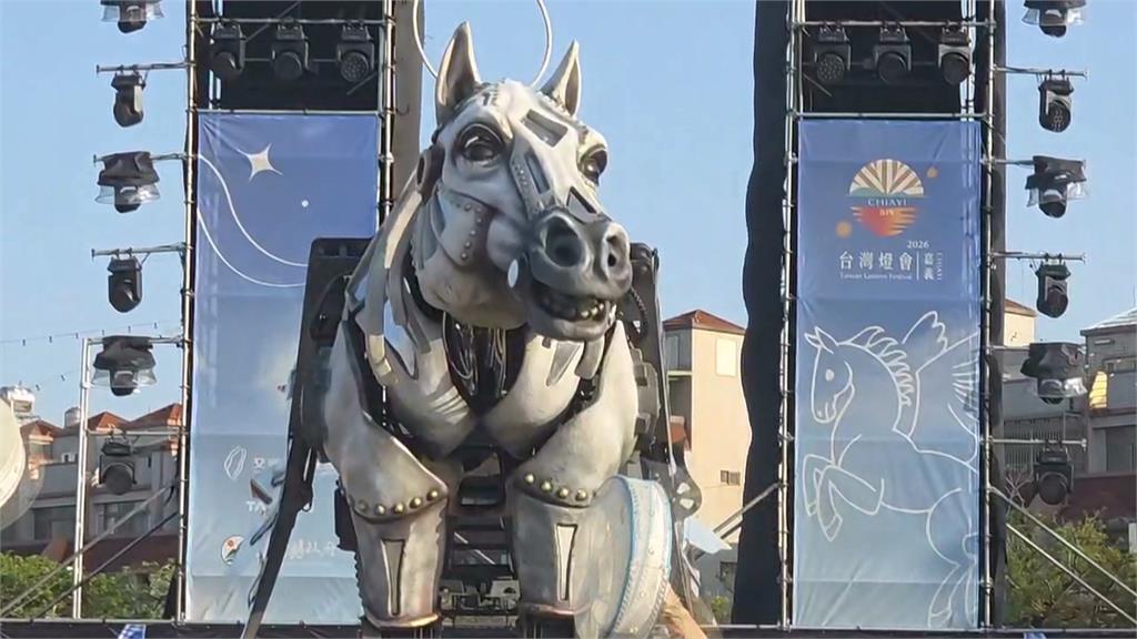 台灣燈會看國際級演出! 法國「飛天白馬秀」超震撼