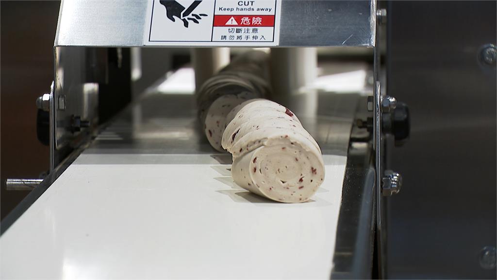缺工潮衝擊手工饅頭店 改機器製作引顧客反彈
