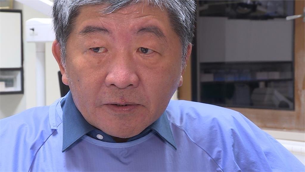 獨家!陳時中重披醫師袍 戒菸成功勉癮君子積極除菸垢