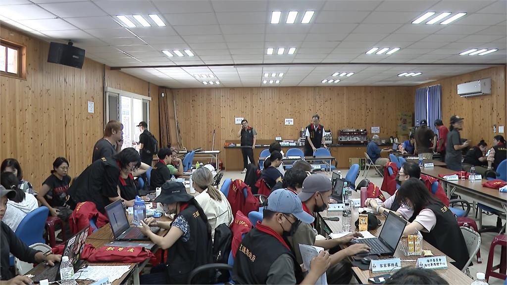 洪災第5天縣府首開記者會　官員塞車延誤徐榛蔚未出席