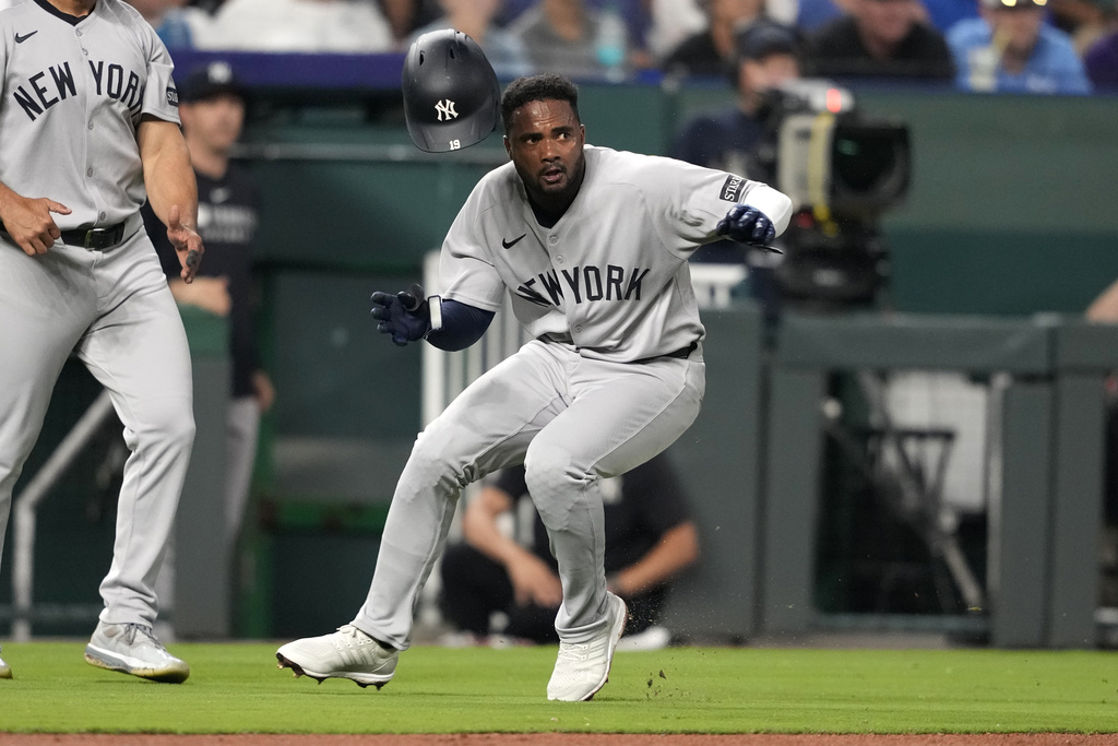 MLB(影)/神跑壘!洋基野手「用生命在衝」換得全場唯一1分讓皇家煮粥吞敗
