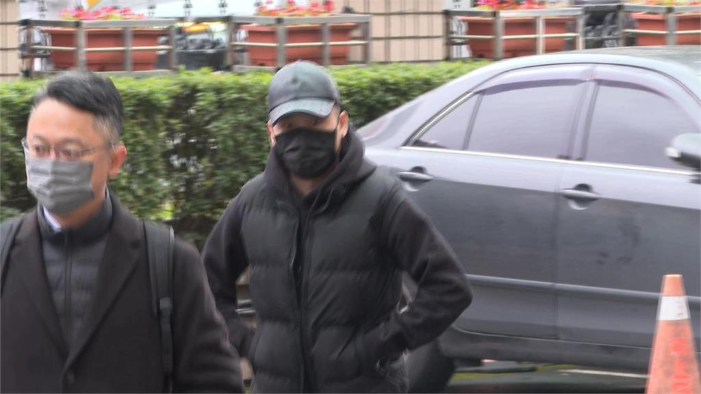 王大陸涉查個資今再開庭　新造型「極短髮」現身