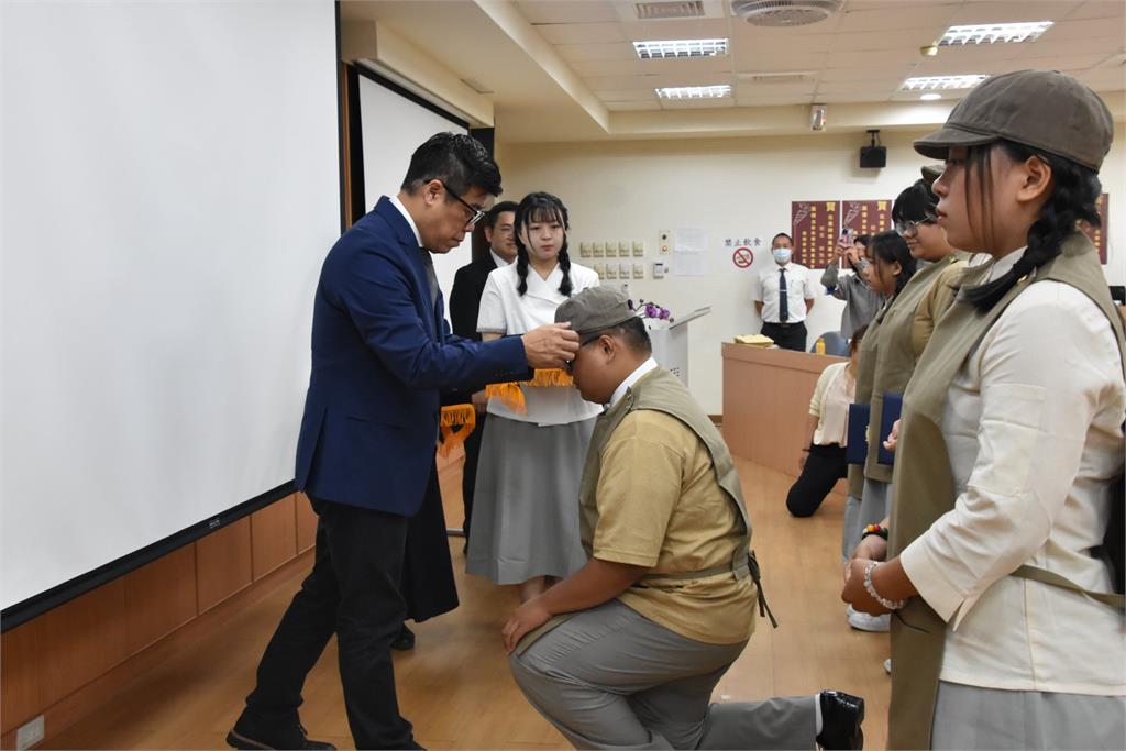 頂新和德文教基金會與慈濟科技大學、善菓餐飲集團簽署產學合作