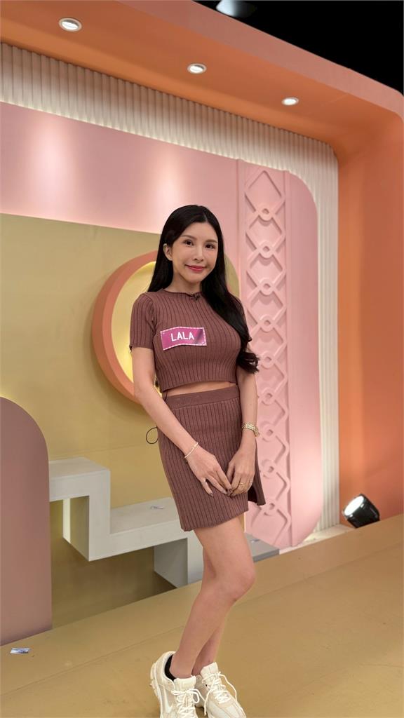 楊繡惠黑道婚禮台下角頭不笑也不拍手！講錯一句怕有生命危險