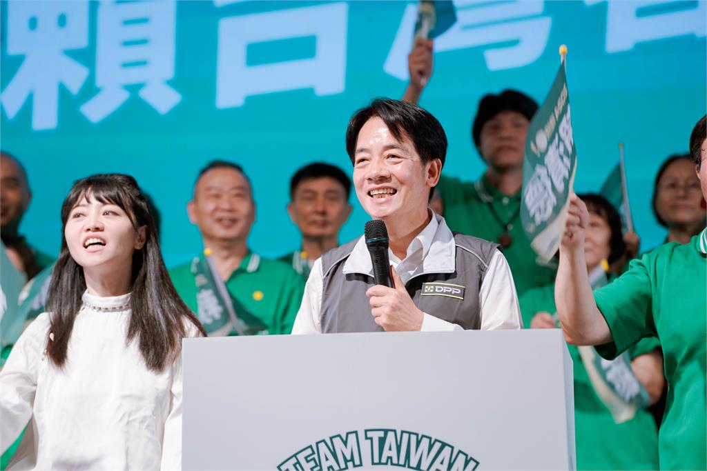 快新聞/曾與侯友宜會面 綠營大老林光華晚間「拄拐杖」親挺賴清德