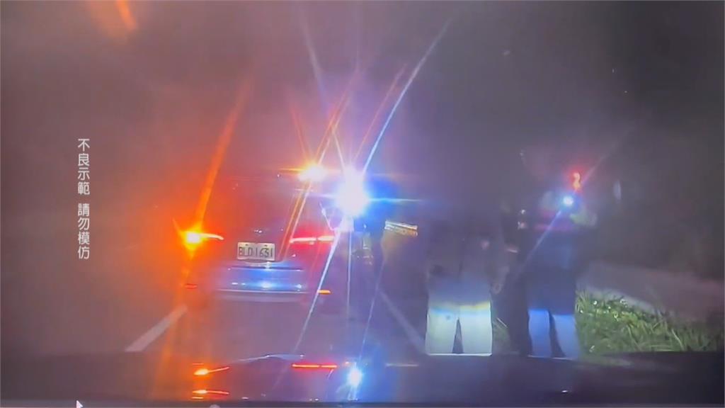 想拜白沙屯媽祖! 7旬男騎車誤上西濱快險遭撞