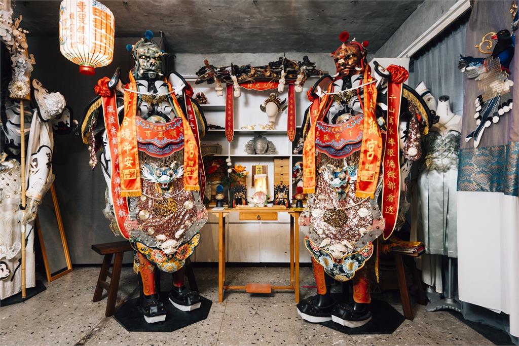 臺灣首尊結合民防災防概念「電氣土地公」入神開光　1/11重返慈諴宮獻藝謝神