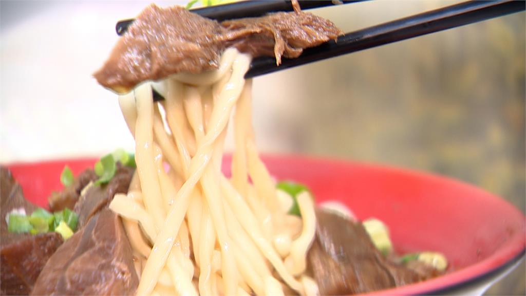 為搶位子爆衝突! 西門町牛肉麵店　2男爆口角推擠