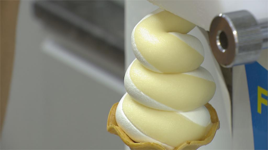冰淇淋乳脂高　1球冰淇淋等同兩碗飯熱量
