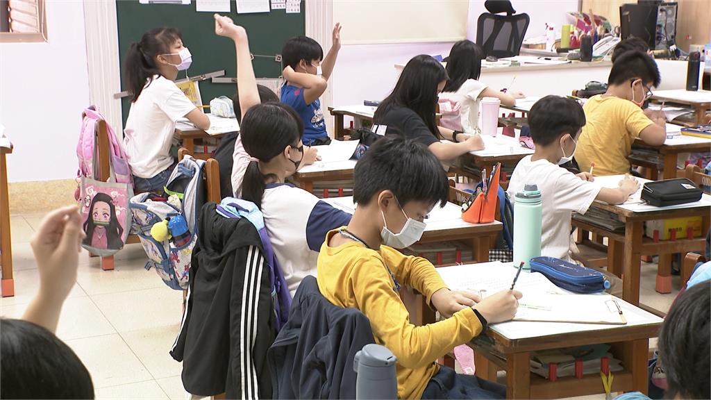 小朋友樂歪!上下課翻轉 上課10min下課40min