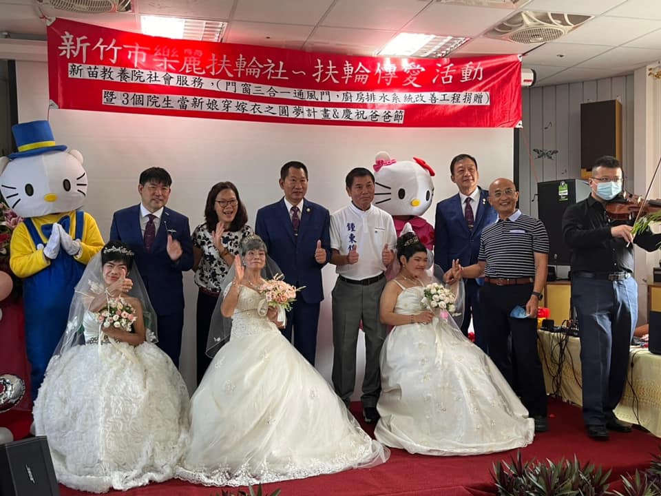 癌末院生圓新娘夢!新苗教養院母女3人「穿白紗走紅毯」溫馨畫面曝