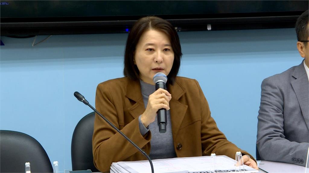 藍猛打軍品採購! 顧立雄罕動怒:公開招標.無量身訂做