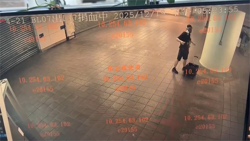 張文備配齊！自製汽油彈+煙霧彈　持30公分雙刃刀犯案