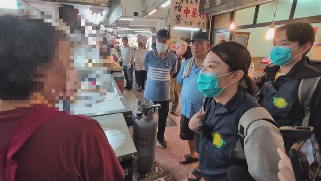 高雄市場潤餅出包? 超過60人"疑食物中毒"就醫通報