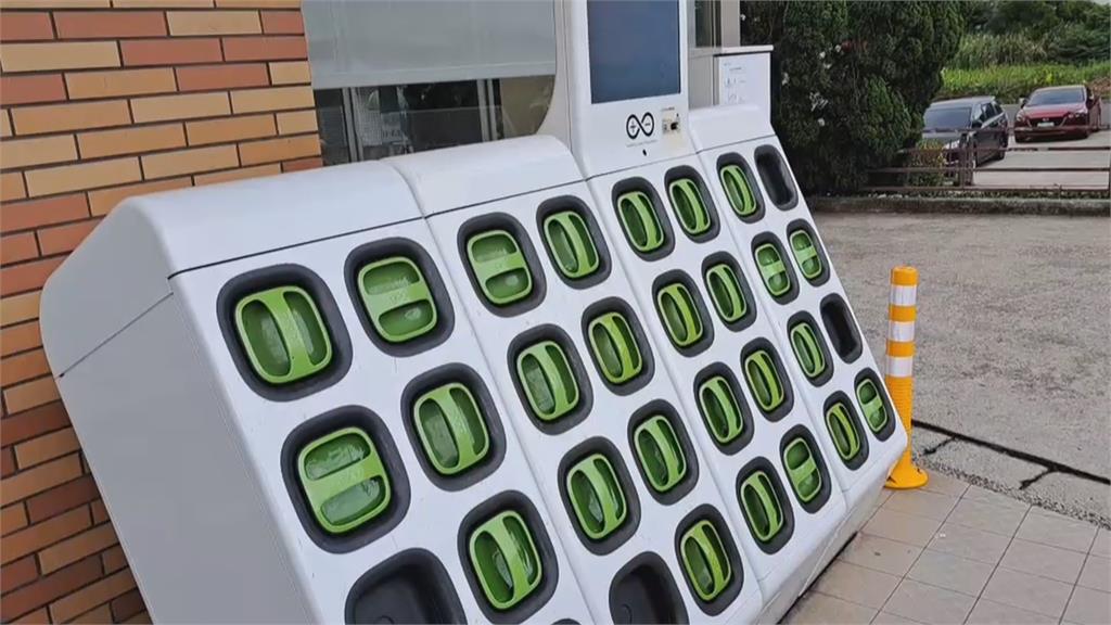 竊賊將電動車坐墊挖洞偷電池 騎士納悶:偷了電池也無法使用