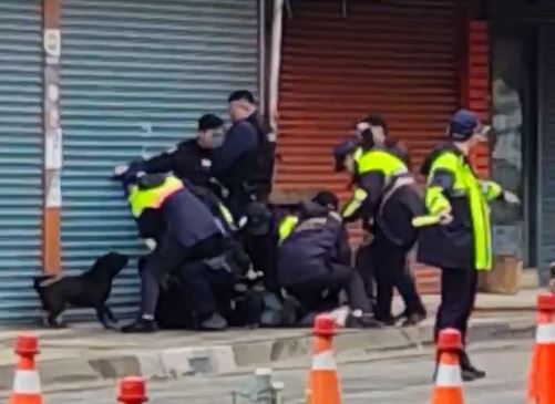 新竹屋主強佔國有地、阻擋房屋拆除 與警爆衝突遭實施管束