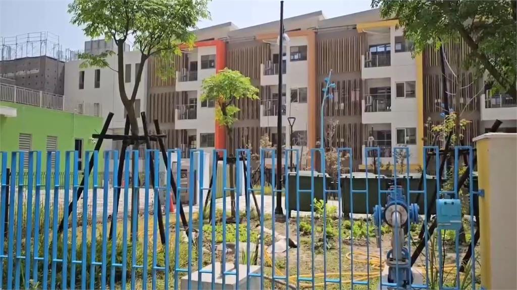 外籍移工躲警查緝 四散奔逃躲進國小校園「師生驚」