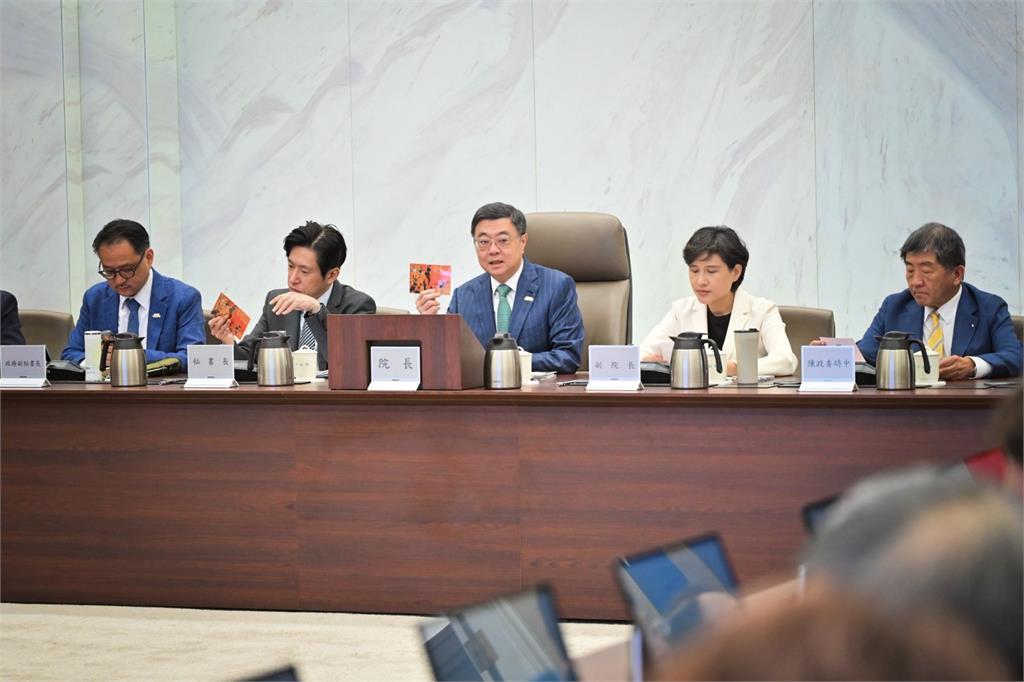 快新聞/卓榮泰拍板!明年普發現金1萬 六大項目一次看