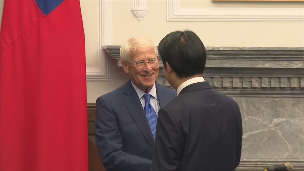 中共建政77年習近平再打擊「台獨」 美參院軍委會主席、眾院議長重申挺台