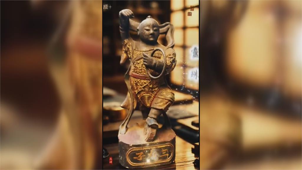 超扯! 高雄副法警長"上班睡覺鼾如雷" 睡飽狂划手機