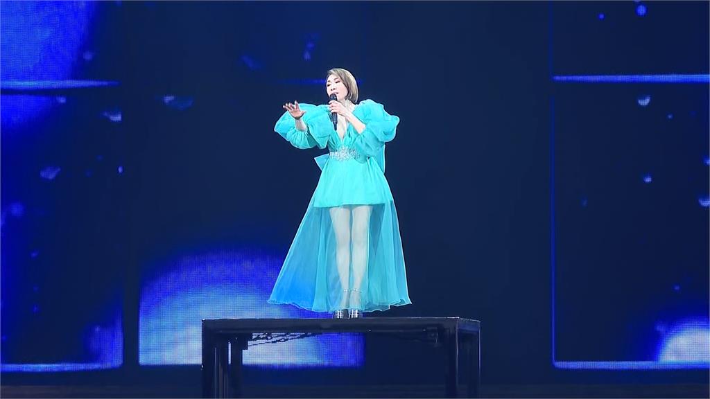 李翊君出道38年首度攻蛋 與西卿雙歌后演唱「苦海女神龍」