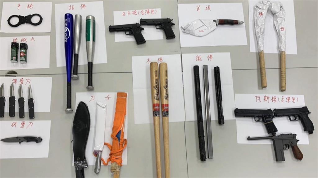 感情糾紛相約談判 10名惡煞圍毆被害人 各式武器全出爐 沿街追逐開槍氣焰囂張