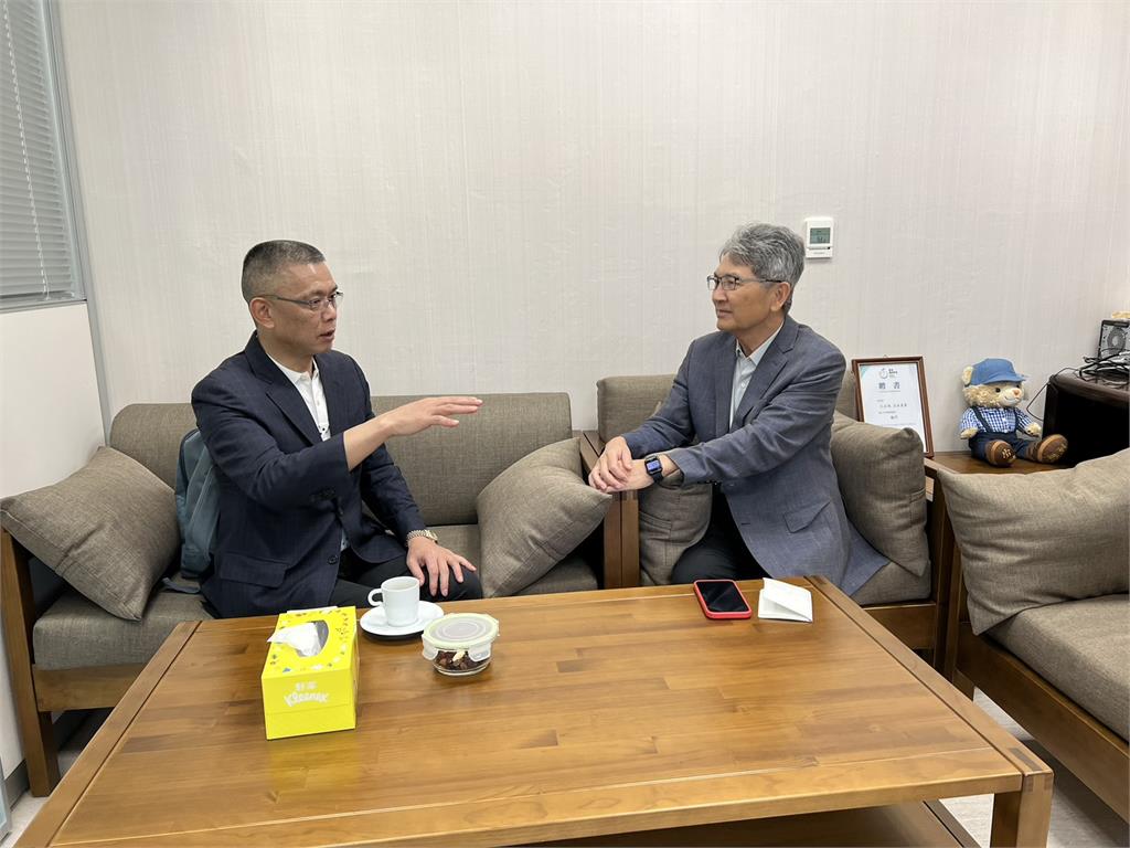 快新聞/王正旭、蔡其雍爭取! 邱泰源:金門醫院將採購新電腦斷層掃描儀