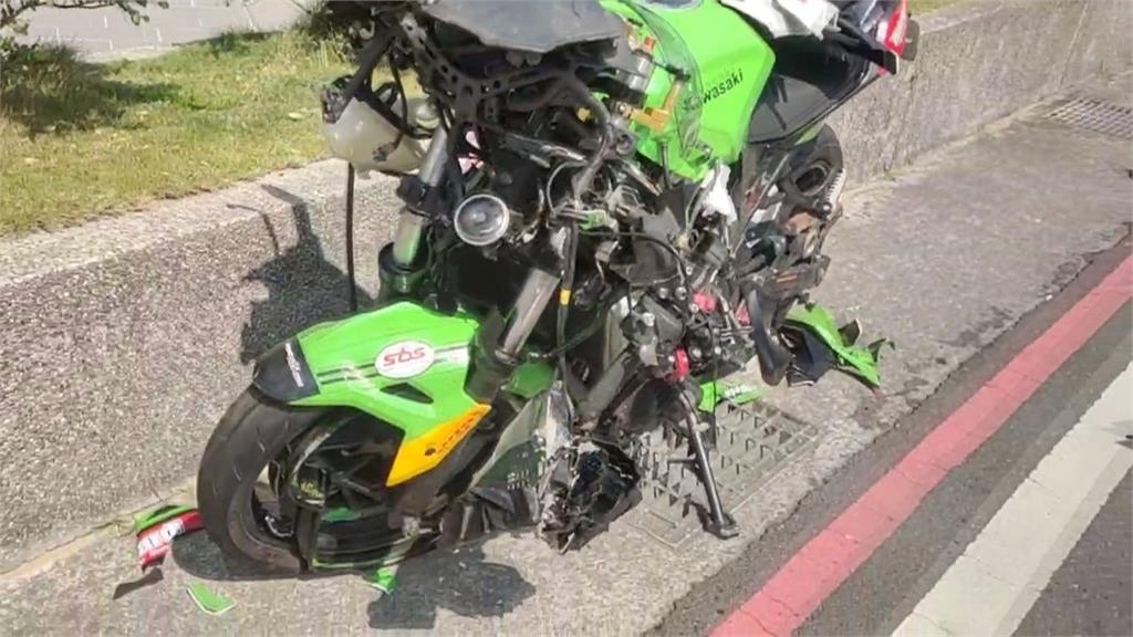 驚險！彰化機車左轉撞上直行重機　兩騎士雙雙噴飛送醫