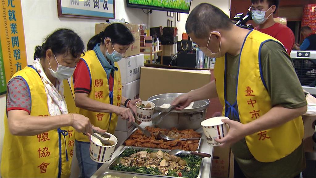 偽善A公帑? 台中街友協會被控詐便當補助