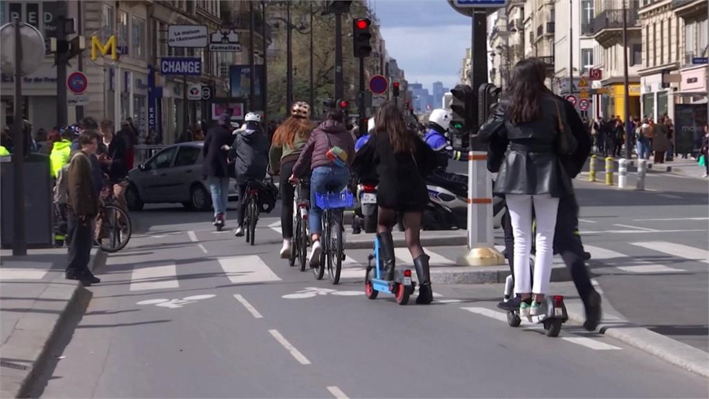 事故頻傳！巴黎公投電動滑板車存廢　近9成民眾投反對票