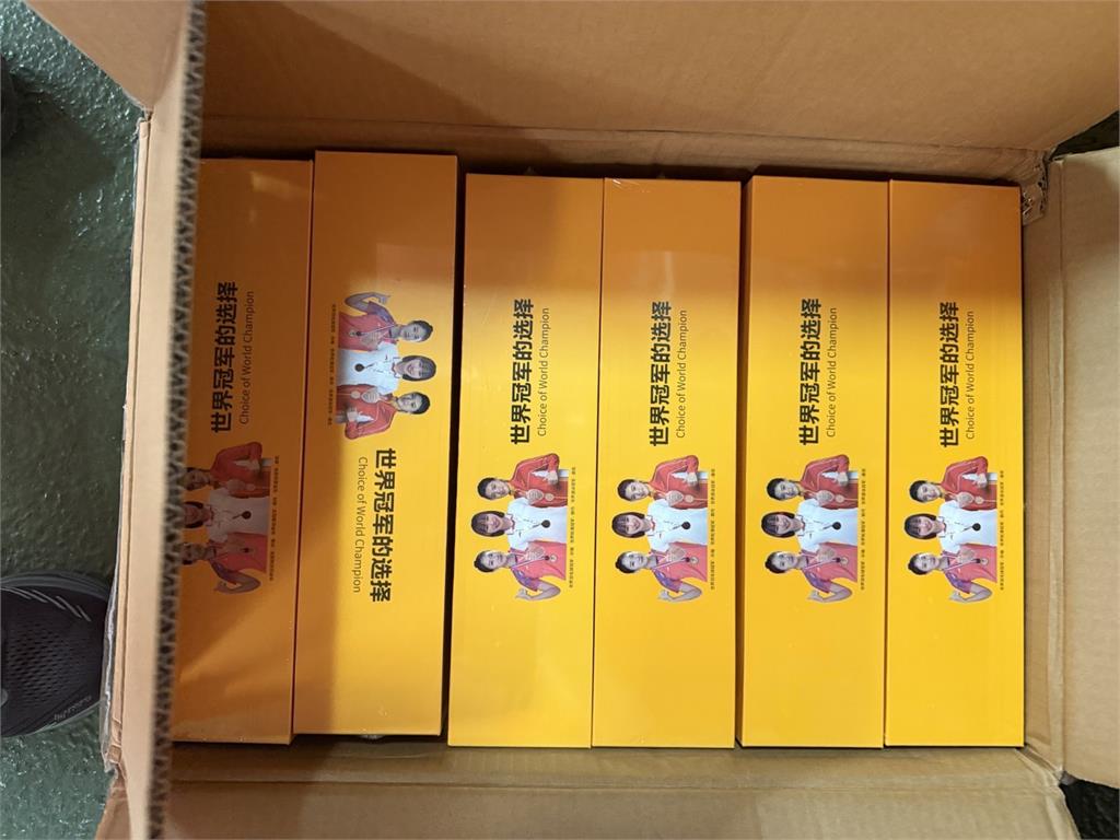 超愛喝⋯裝滿整推車！她扛15公升中國刺梨汁搭船抵基隆　海巡邊境攔查