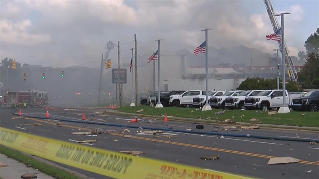 美國北卡羅萊納州氣爆　轎車暴衝撞進獸醫院害爆炸