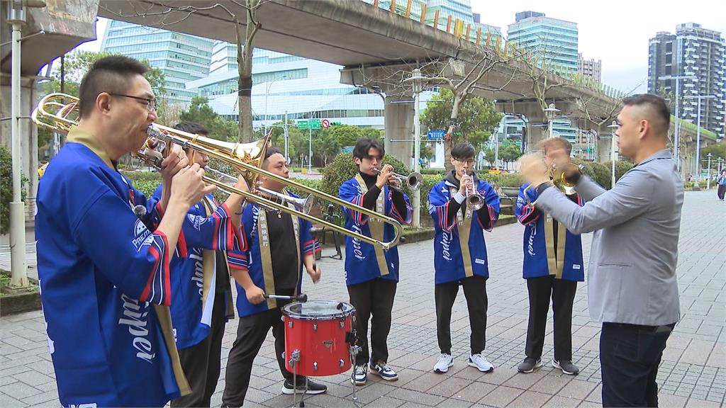 「台式應援」紅到國際! 余勤芹打造Team Taiwan嗆司曲