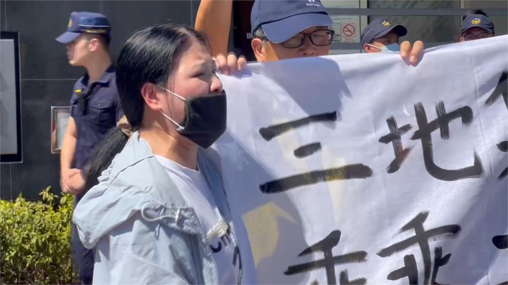 57年廠房賣日月光! 協商二度破局! 乖乖工會到日月光公司抗議