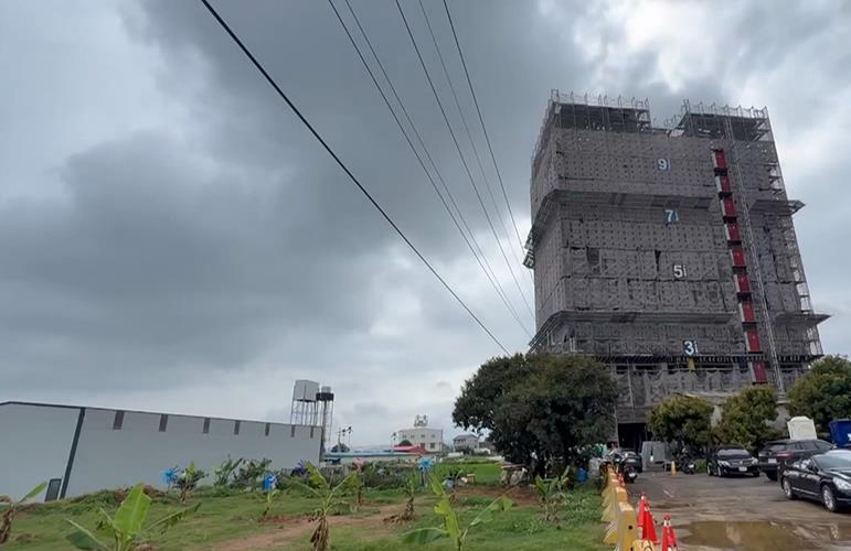 議員控台中建案涉「違法變更」　農地變道路增建案容積率